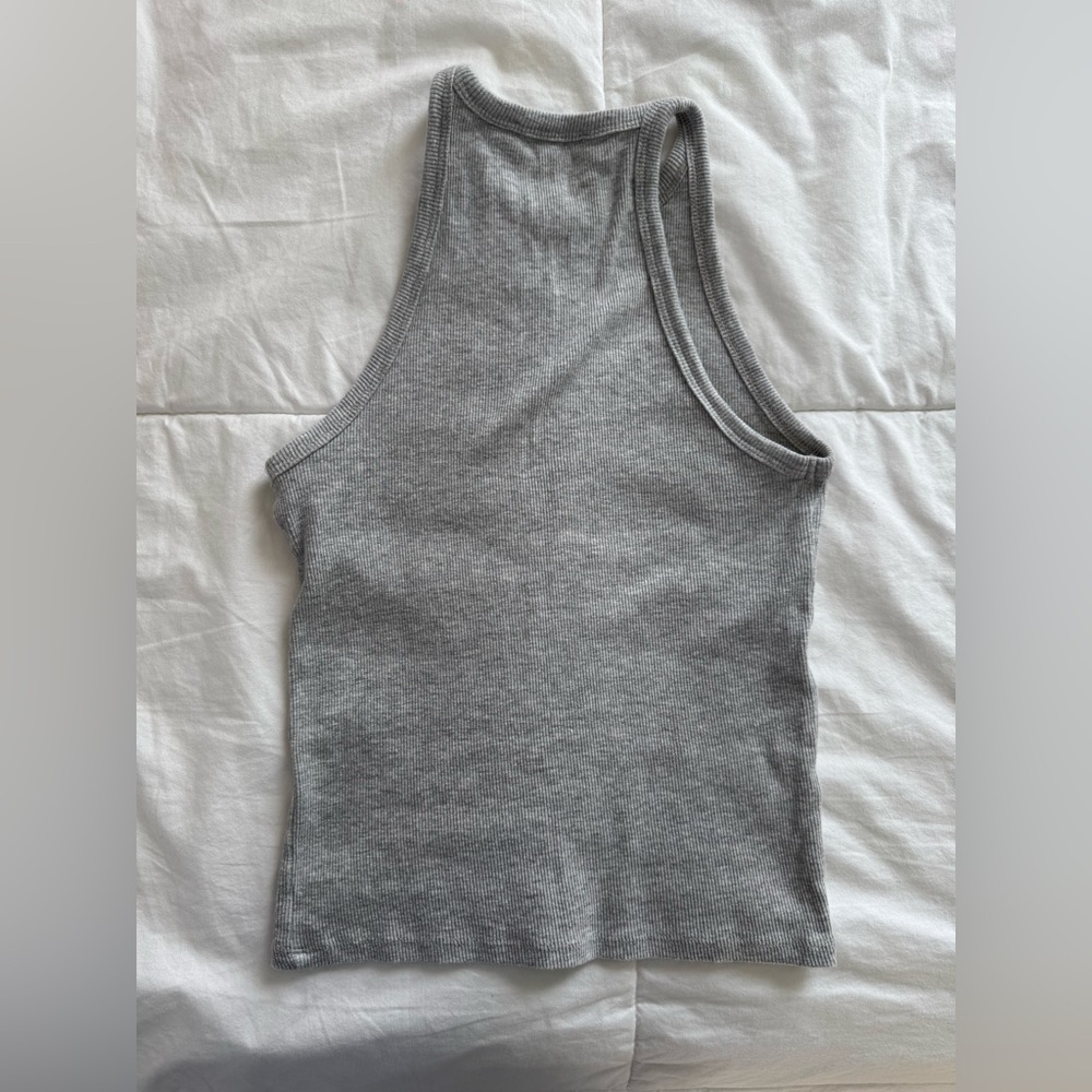 Zara Ribbed Halter Top - Picture 3 of 4